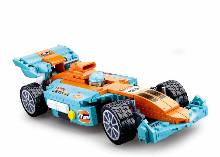Sluban Racing Team Rennwagen M38-B0763 Seitenansicht – fertig gebauter Rennwagen in Türkis & Orange freigestellt auf weißem Hintergrund